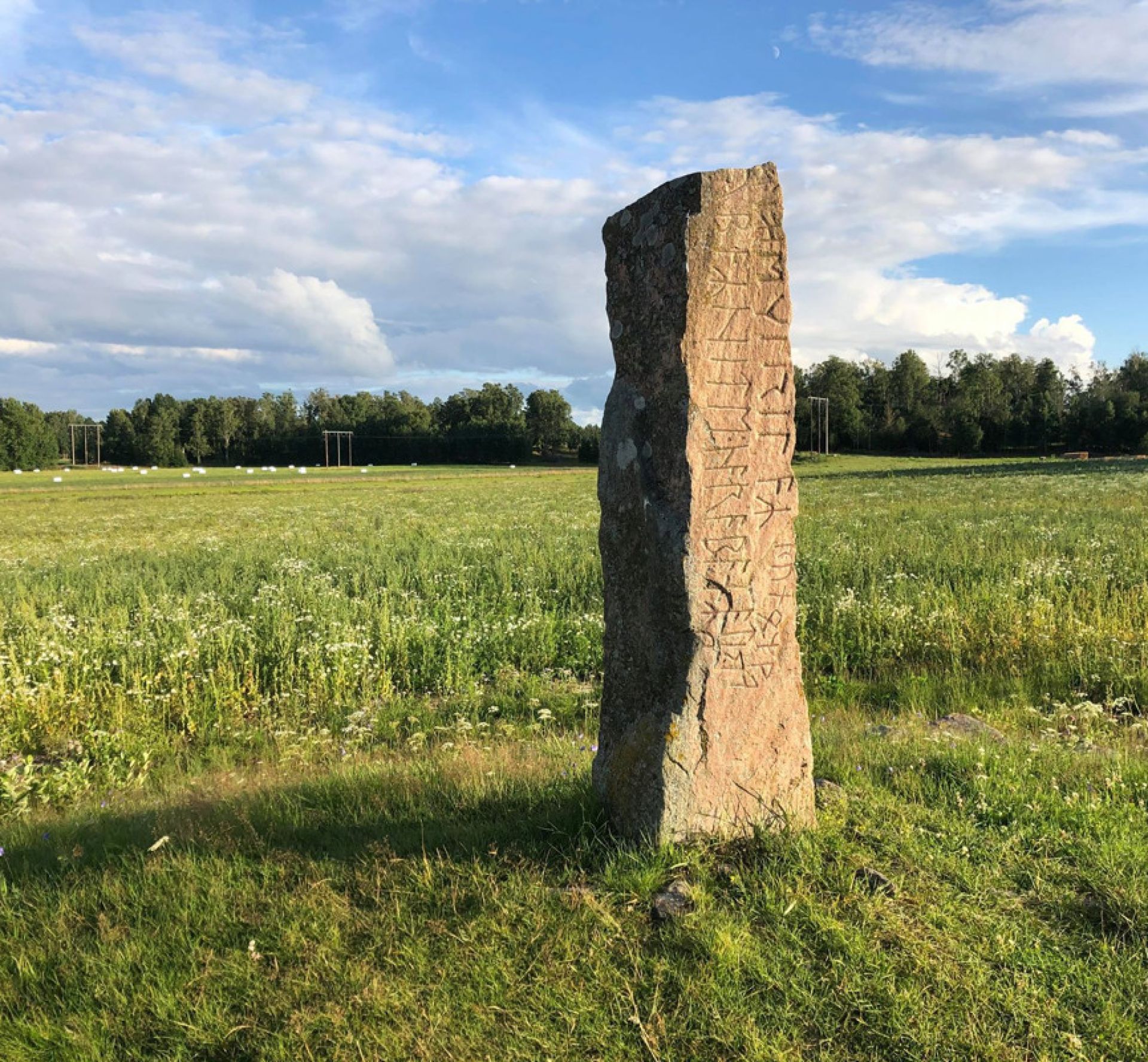 Runstenen vid Järsberg