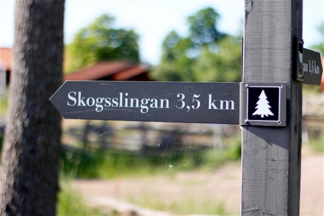 Skogsslingan, Stensjö by
