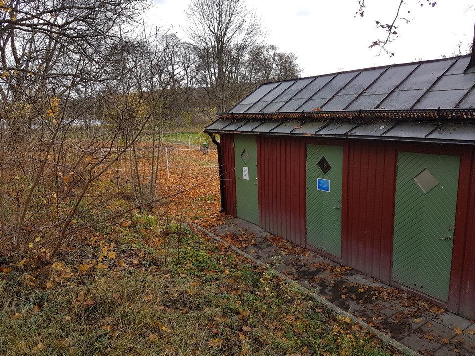 Toalett Hustegaholm. Foto Lidingö stad.