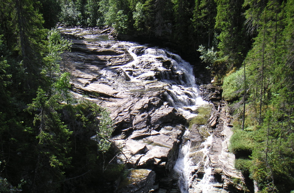 Ansättån.