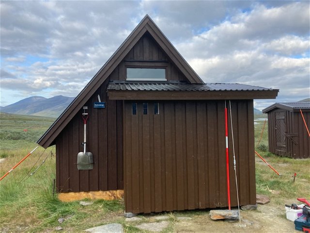 Stopover cabin Rádunjárga / The King's wind shelter