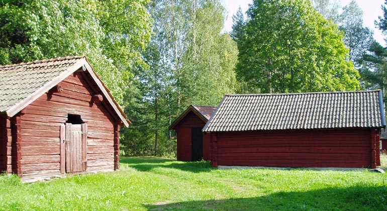 Åsbyvallen är en gammal fäbod inom reservatet.
