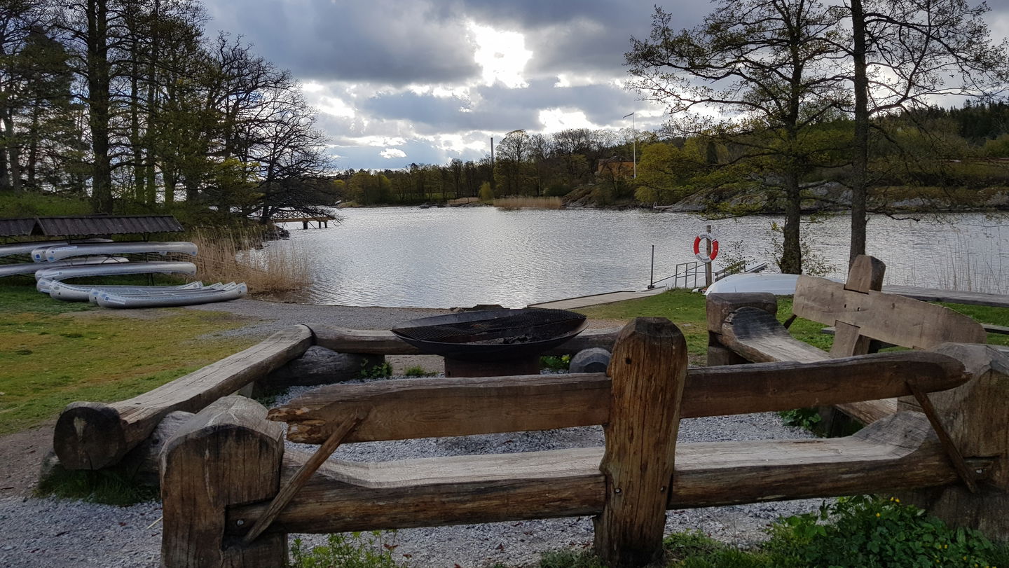 Grillplats vid Hustegaholm. Foto Lidingö stad