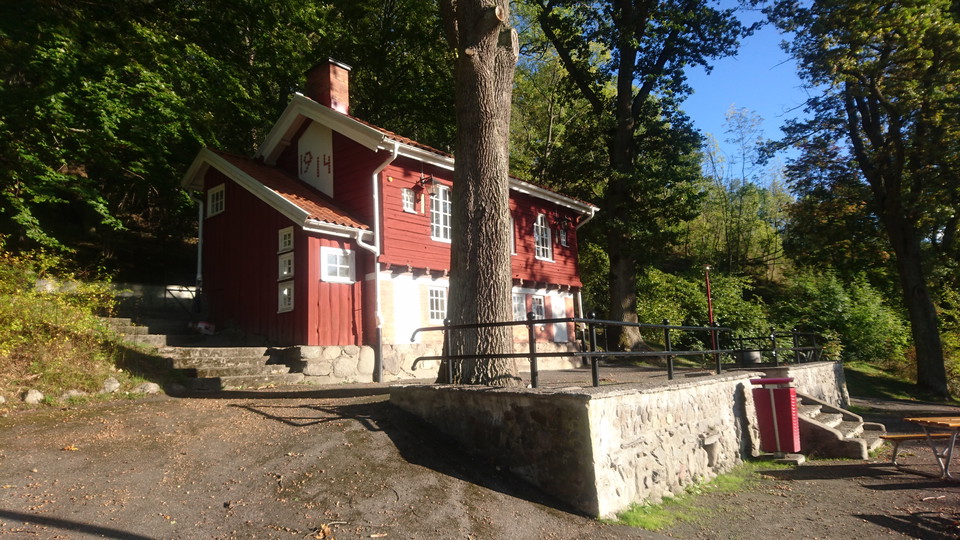 Starten är bakom det röda huset