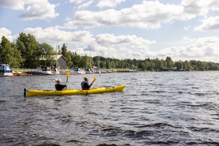 Paddla i sjön Bolmen
