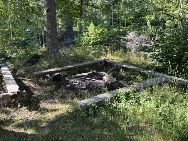 Barbecue Area, Jugnerholmarna