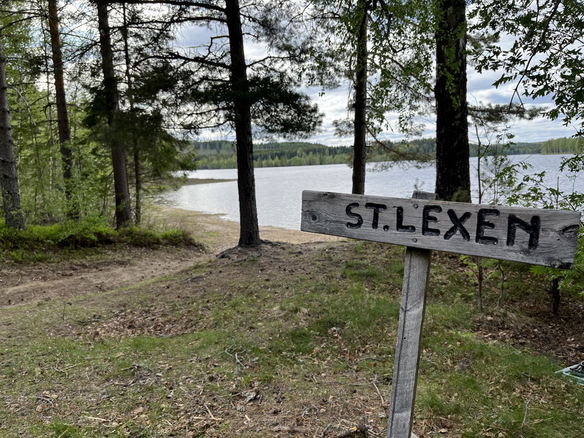 Skylt Stora lexen