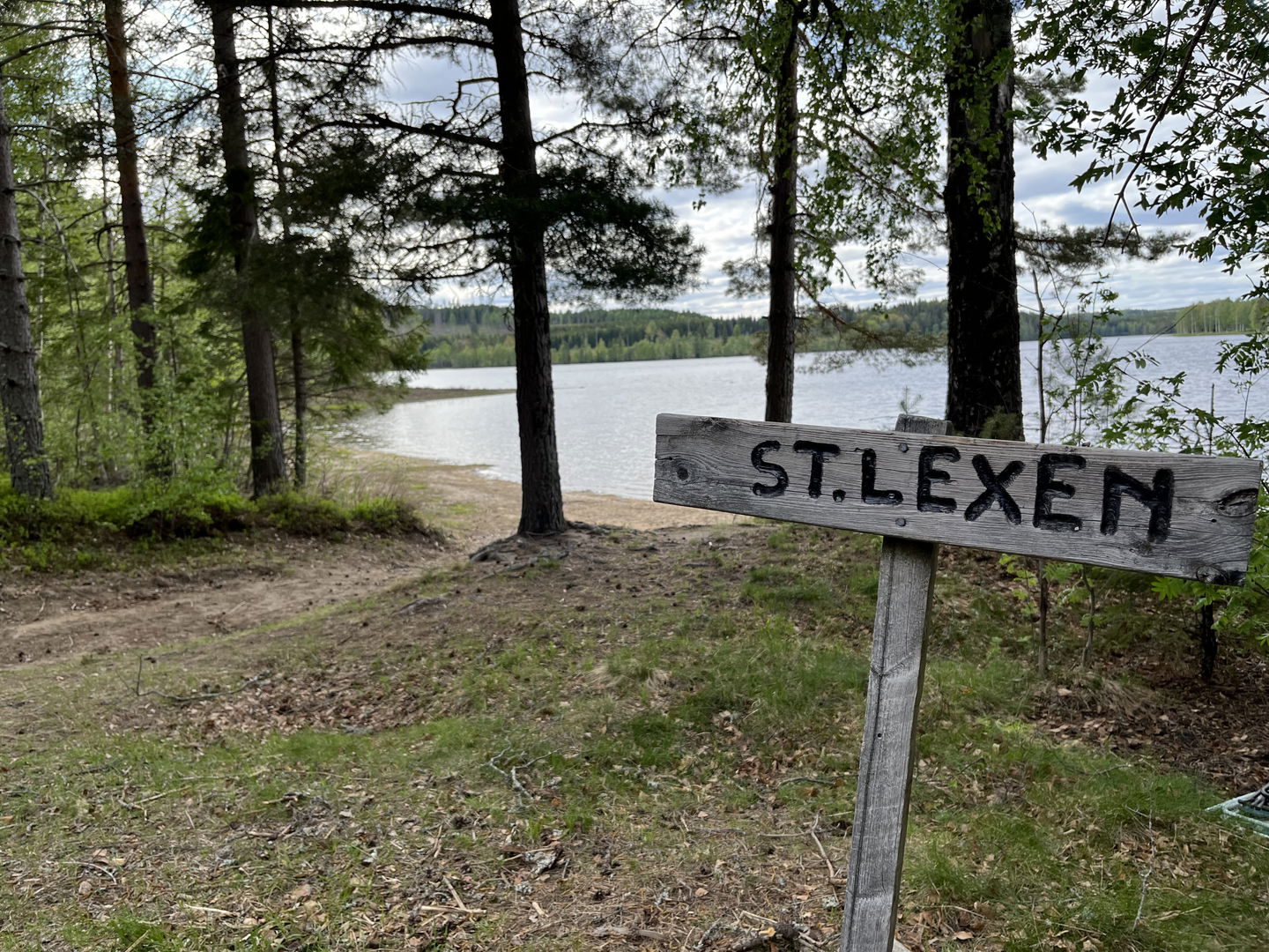 Skylt Stora lexen