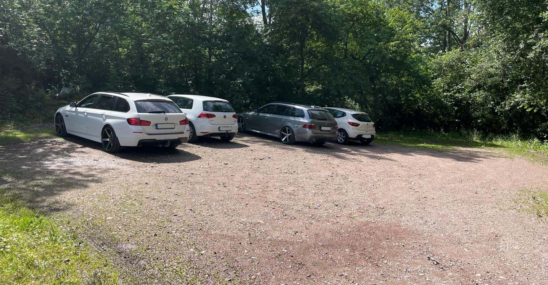 Öninge, parkering
