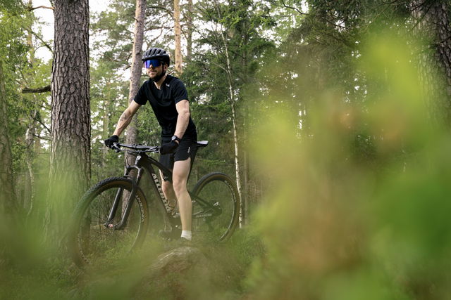 Gråstensböjen, Röd 3km