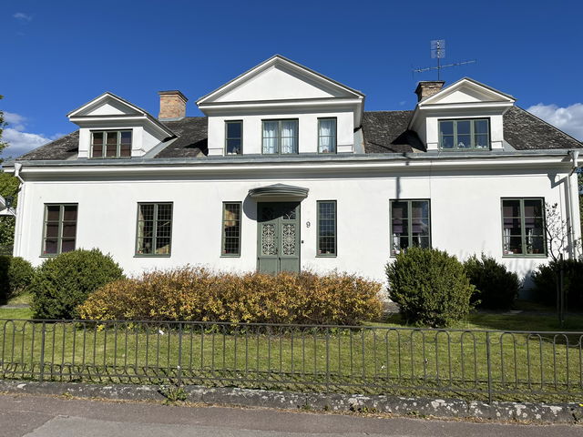 vita huset på fabriksgatan