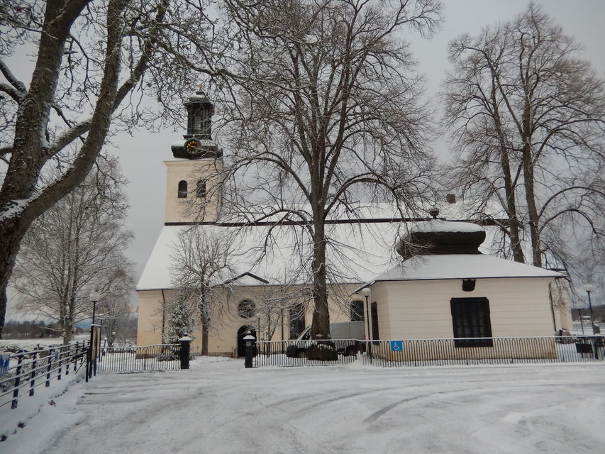 Söderbärke kyrka