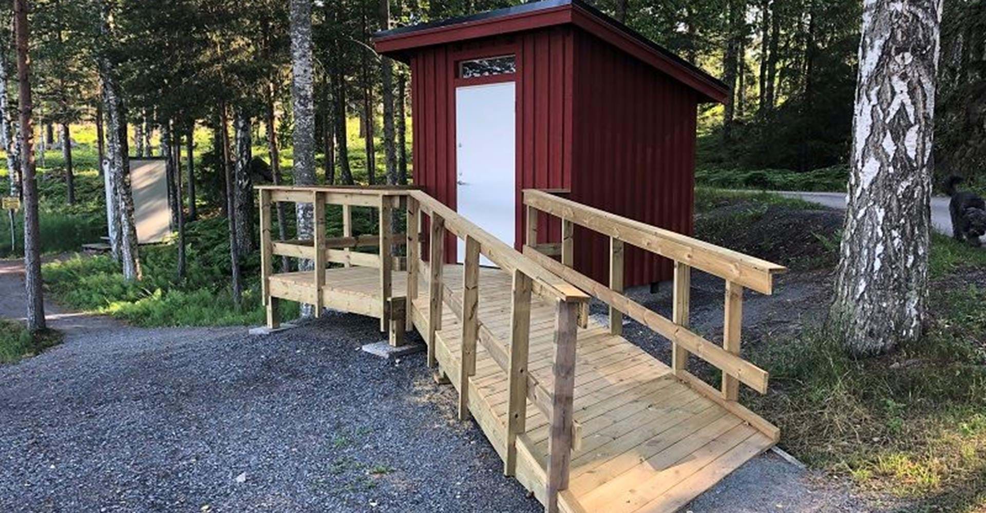 Torrtoalett vid Hämtningsviken, Västanvik