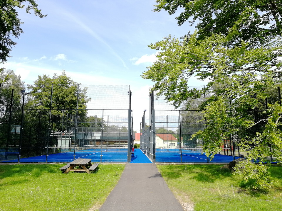 Banor för padel och minigolf