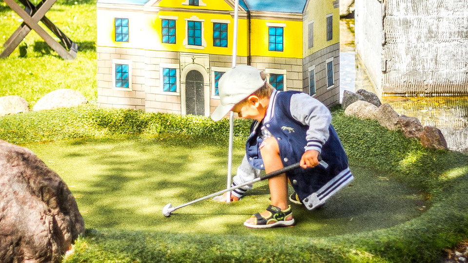 Cycling Vänerleden with the kids - Kristinehamn