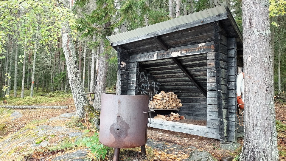 Håvrahällan, vindskydd