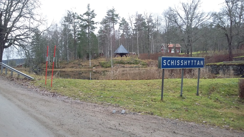 Vy över dammen vid herrgården