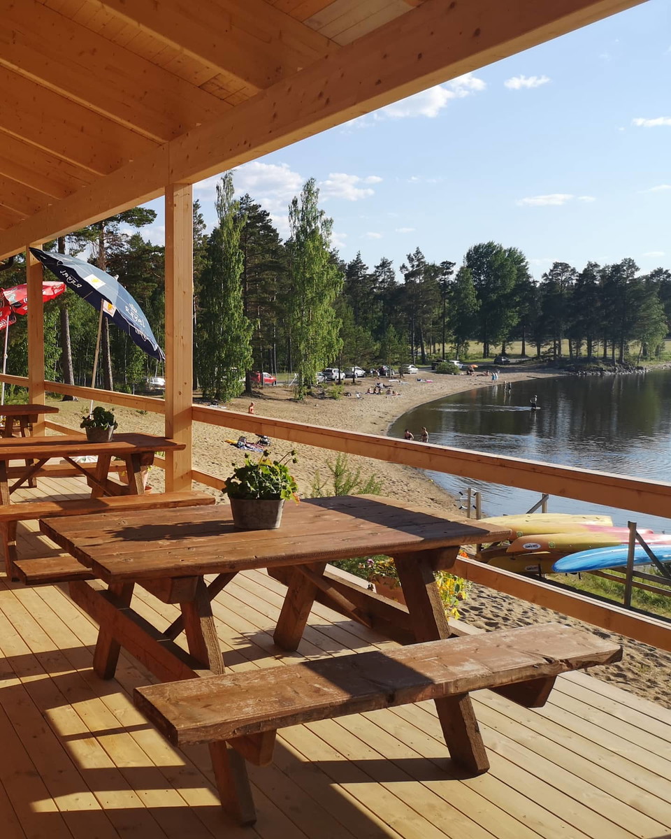 Badstranden i Blodmyraviken.
