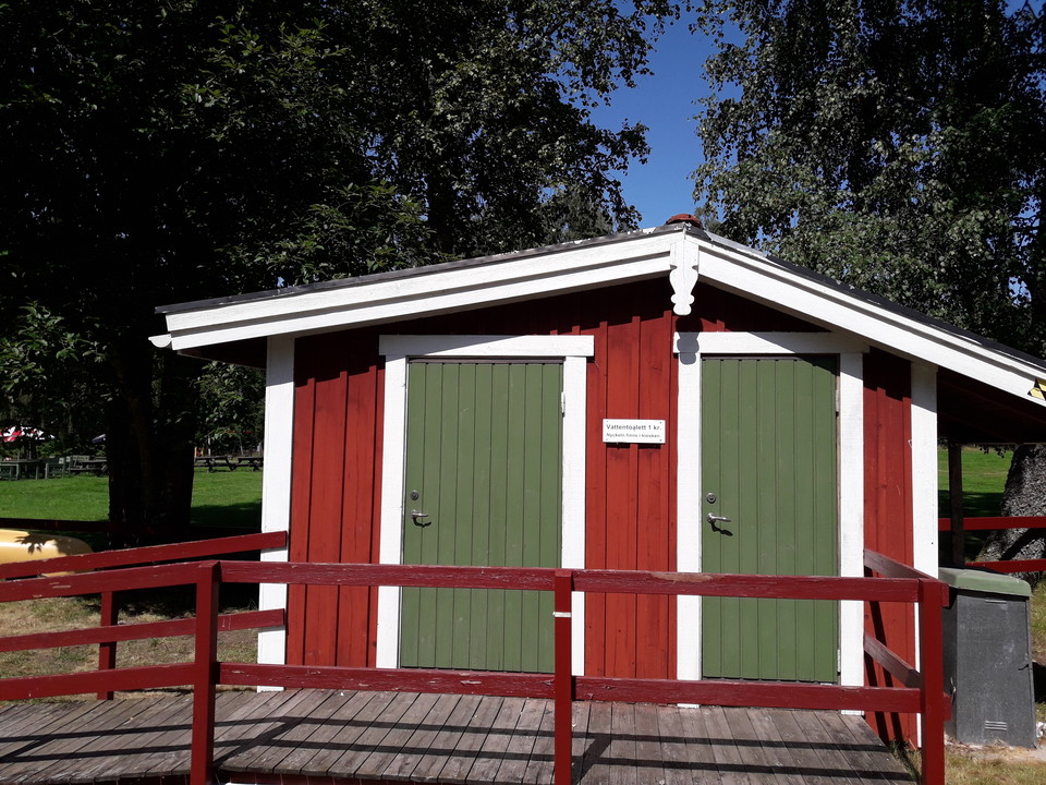 Öppen toalett vid evenemang