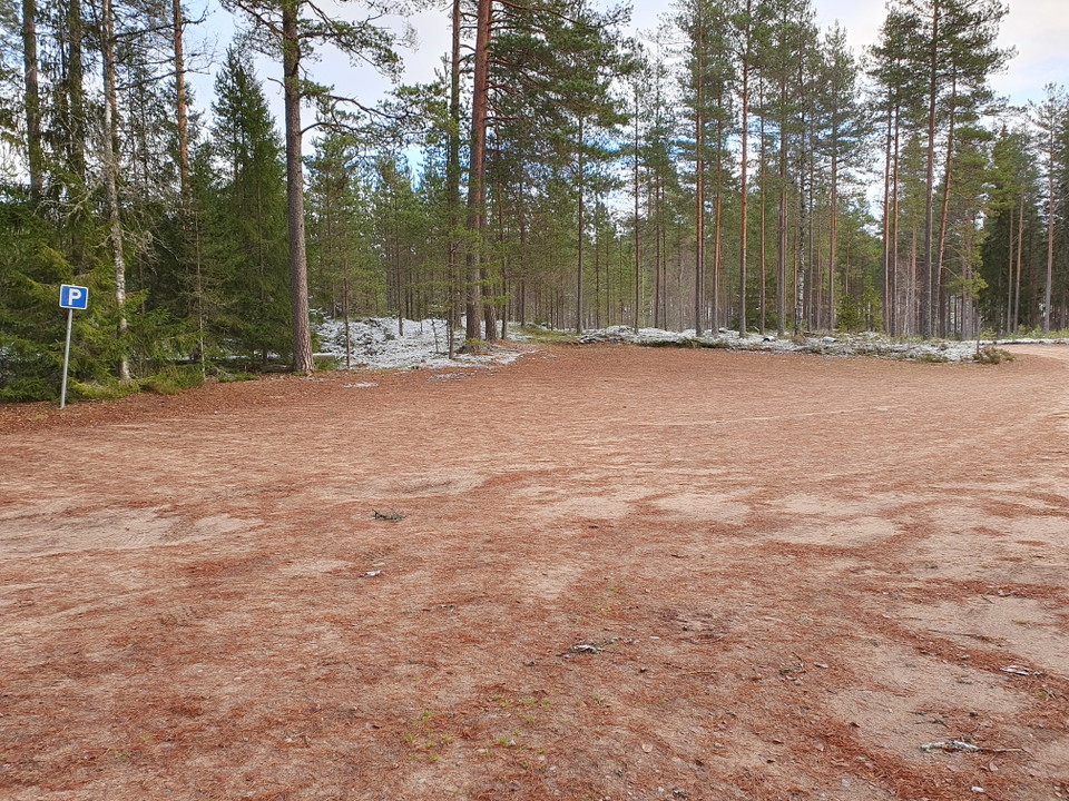 Parkeringsplats i Stegelviken