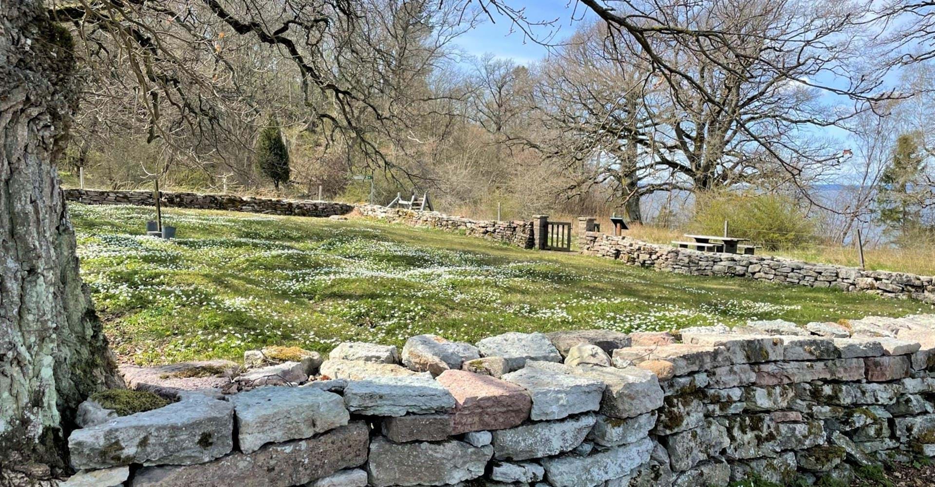 Bockakyrkogården, Borghamn.
Vadstena