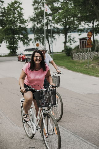 Banvallsleden, Sverigeleden och Hylteleden -cykelleder runt