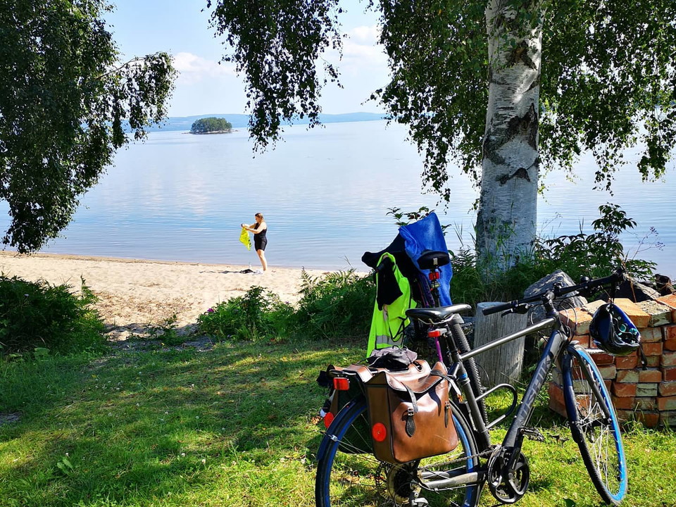 Badstrand i Skålsvedja