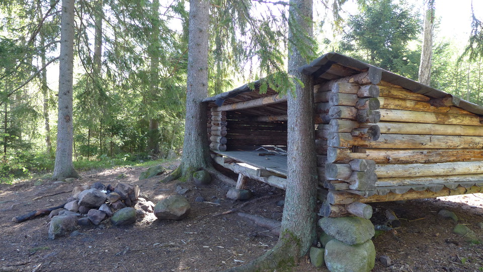 Äldre rivet vindskydd