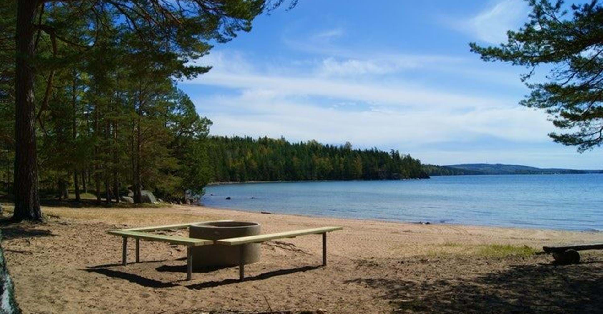 Eldplats vid torpa sand. 
Etapp: Torpa Sand, Medevi, rundslinga. 
Motala. 