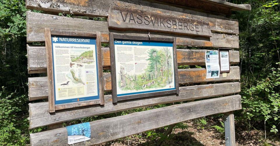 Parkering vid Vassviksbergets naturreservat
Etapp: Norra Vi – Österbymo, Norra Vi runt
Ydre