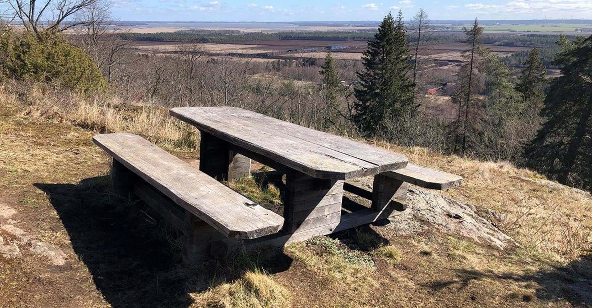 Vindskyddet vid Makersbergen.
Etapp: Omberg runt.
Ödeshög
