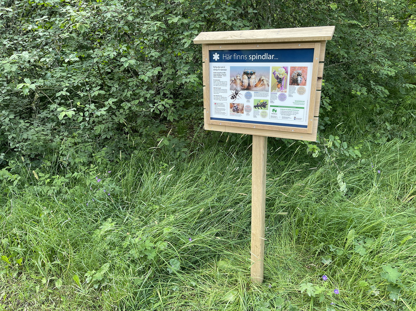Informationsskylt.