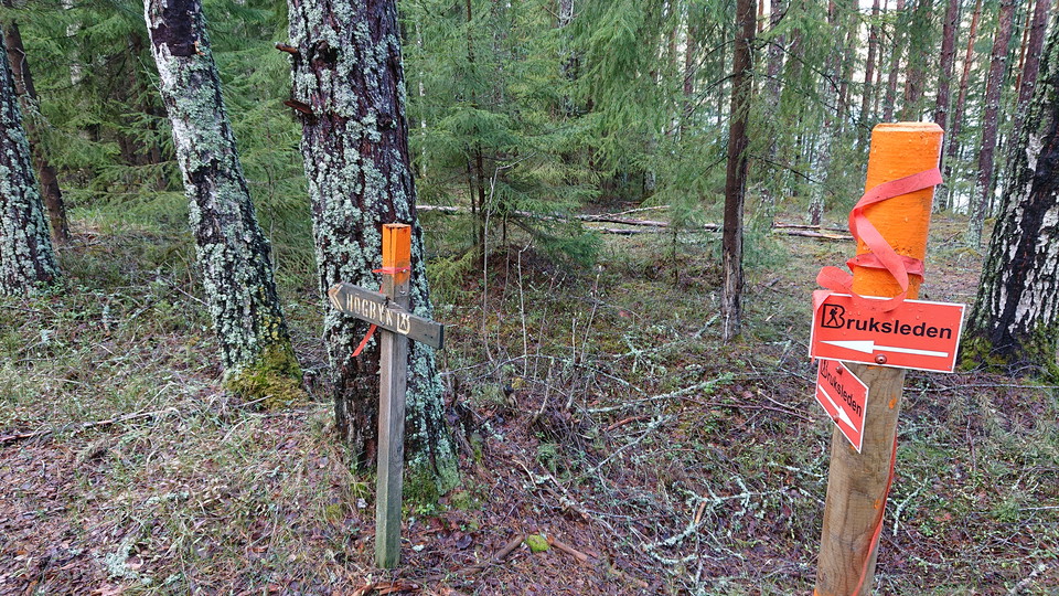 Skyltning mot Högbyn