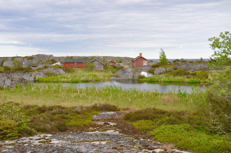 Sjön Rudbäcken, sedd från fyrbyn. 
