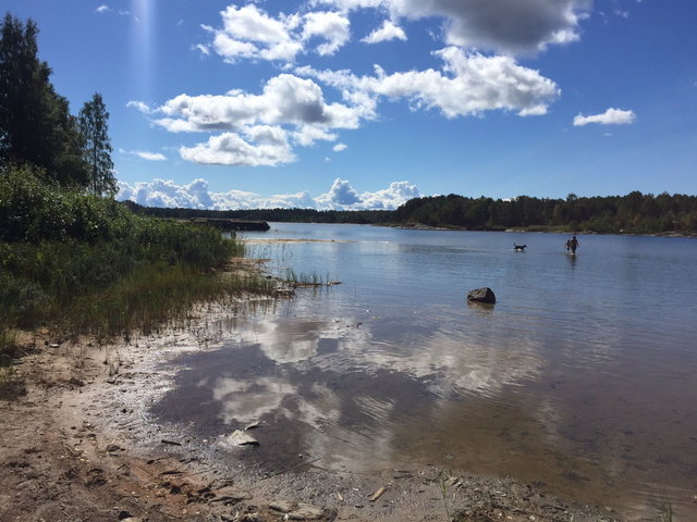 Gaperhult, naturhamn och badplats