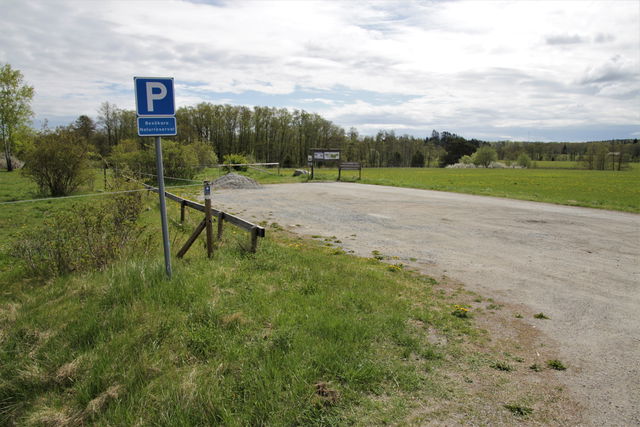 Parkering i Moraåns dalgång naturreservat