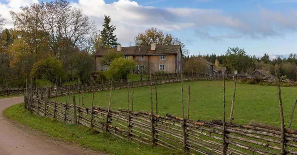 Smedstorp dubbelgård.
Etapper: Smedstorp - Norra Vi, Smedstorp - Pinnarp och Malexander - Smedstorp.
Ydre.