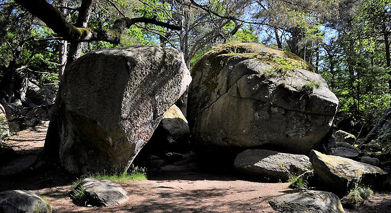 Stora stenblock.