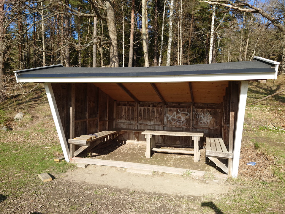 Vindskydd vid Angarnssjöängen