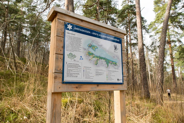 Infotavla vid koloniområdet