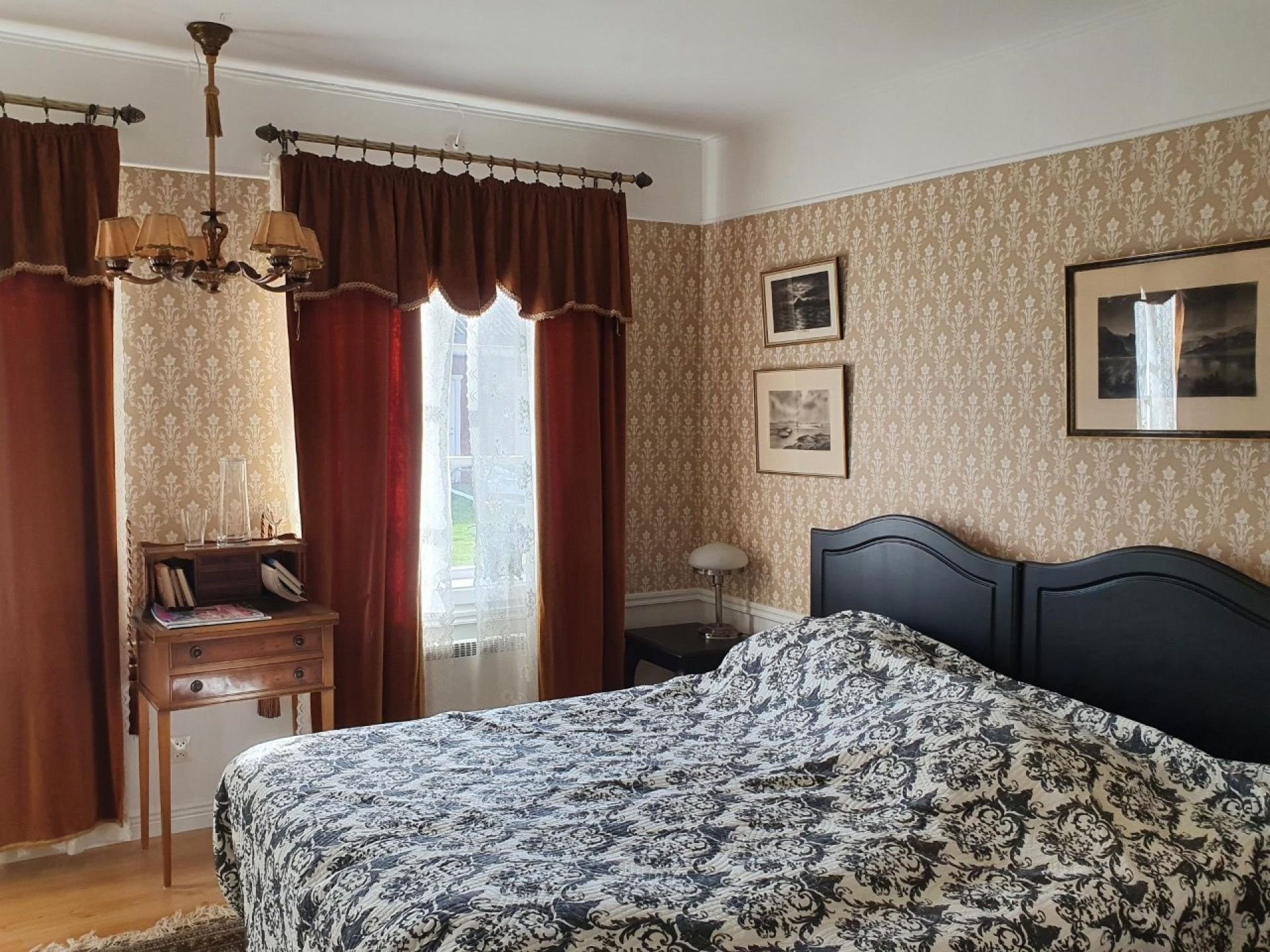 Rummen på Svaneholm Hotel är inredda i vintagestil.