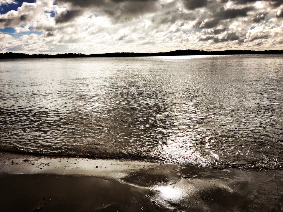 Vatten och horisont.