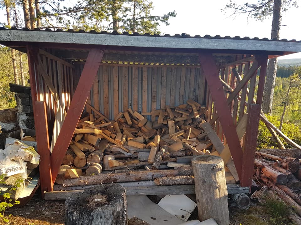 Vedförråd vid Klippstugan