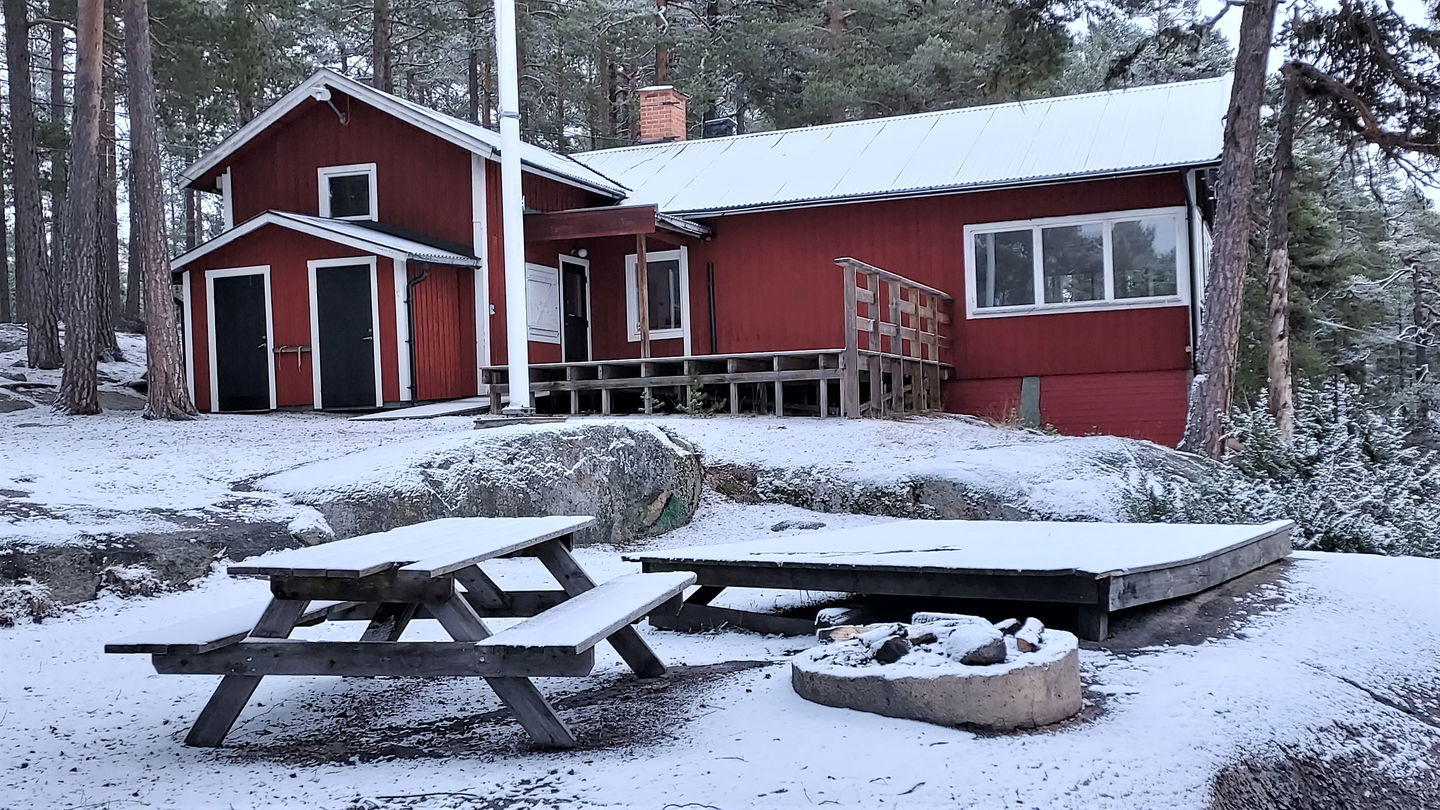 Rastplats vid Kolsvedjastugan
