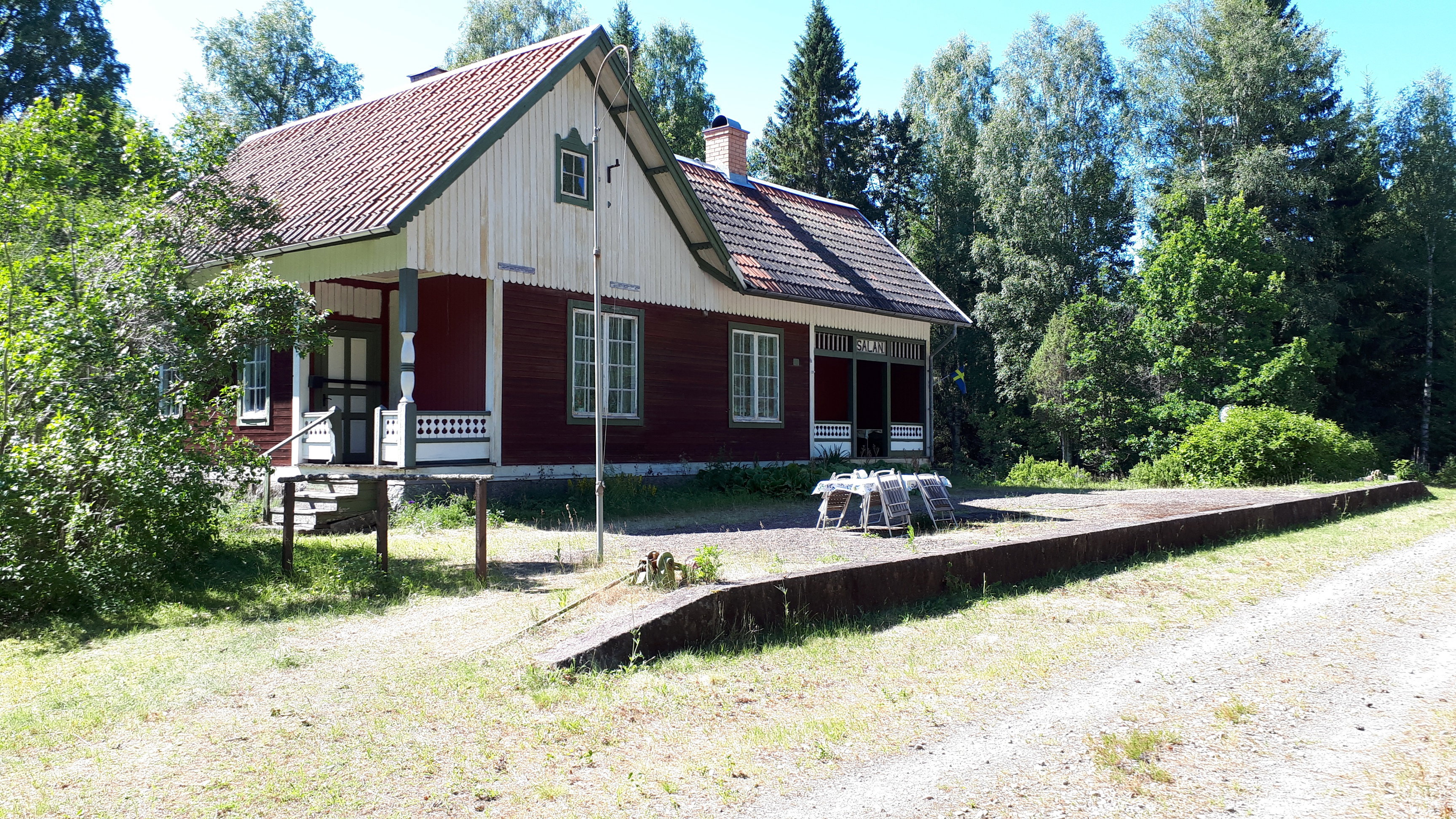Salå station