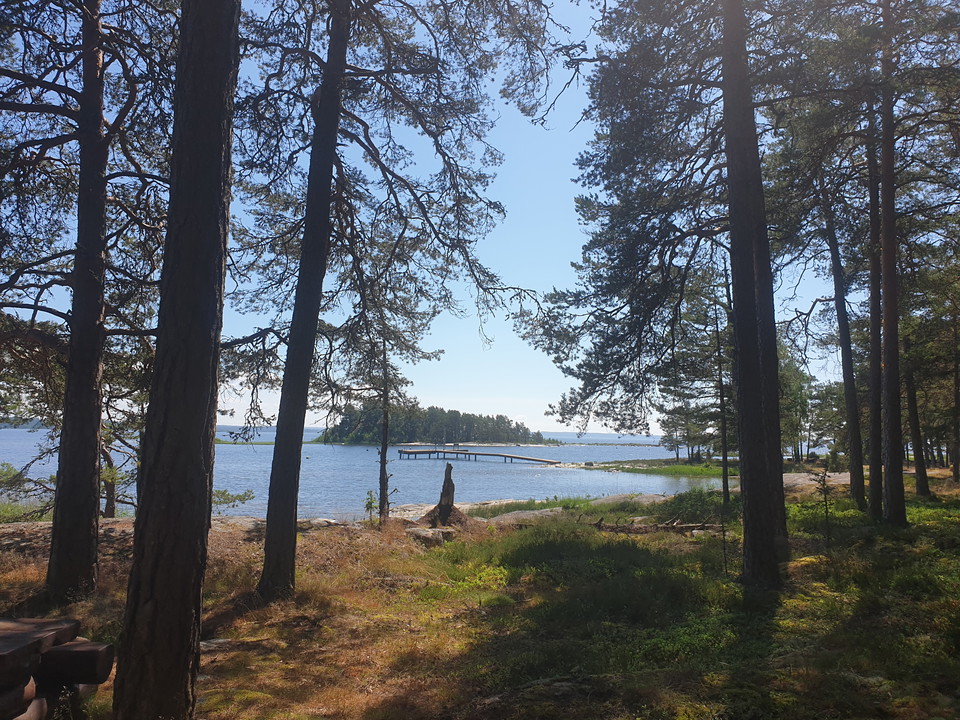 Vandra på öar i Vänern