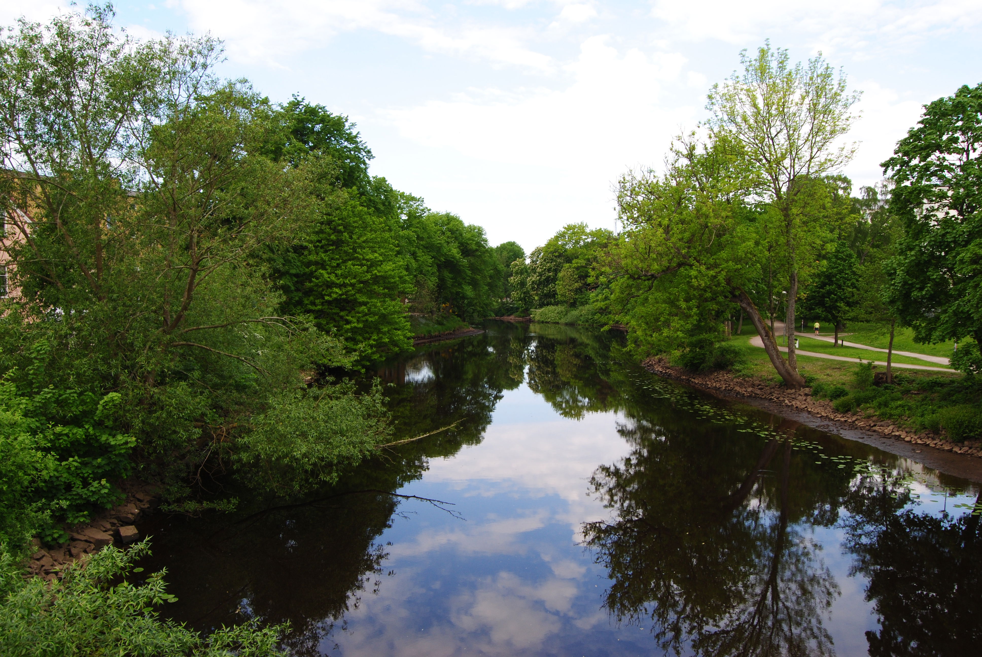 Kanotpaddling och kayakpaddling på Rönne å ger fina stunder