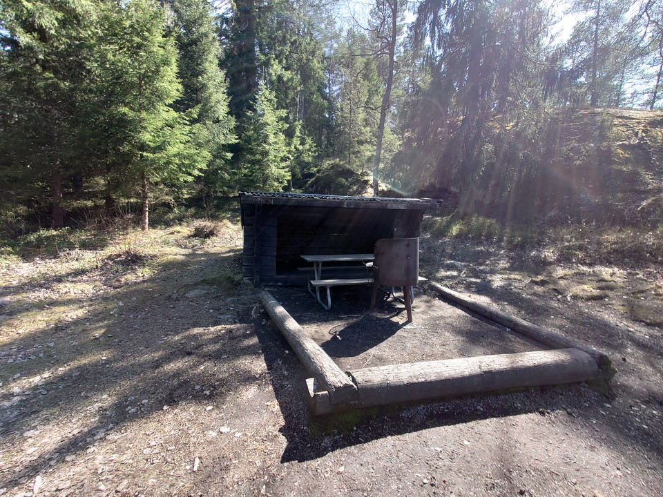 Vindskydd vid Domaruddens bad