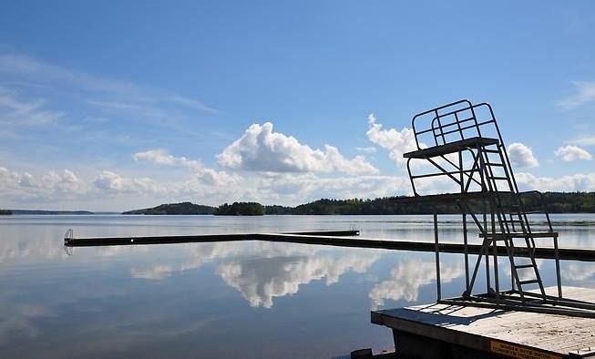 Hopptorn vid badplatsen