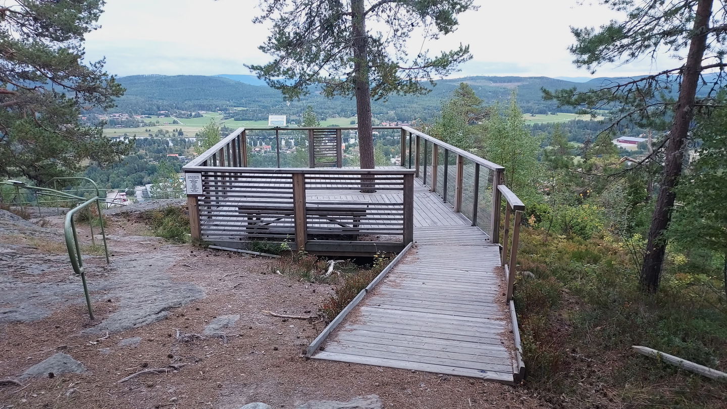 Tillgänglig utsiktsplats på Öjeberget